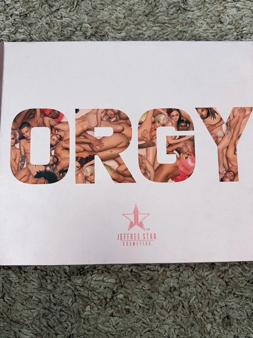 Jeffree Star Orgy Eyeshadow Palette - White with Pink Accents